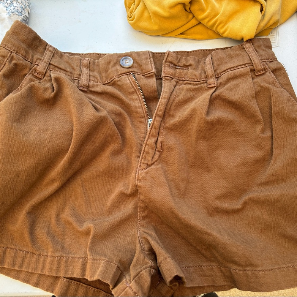 Size 6 Free People brown/ Tan Shorts